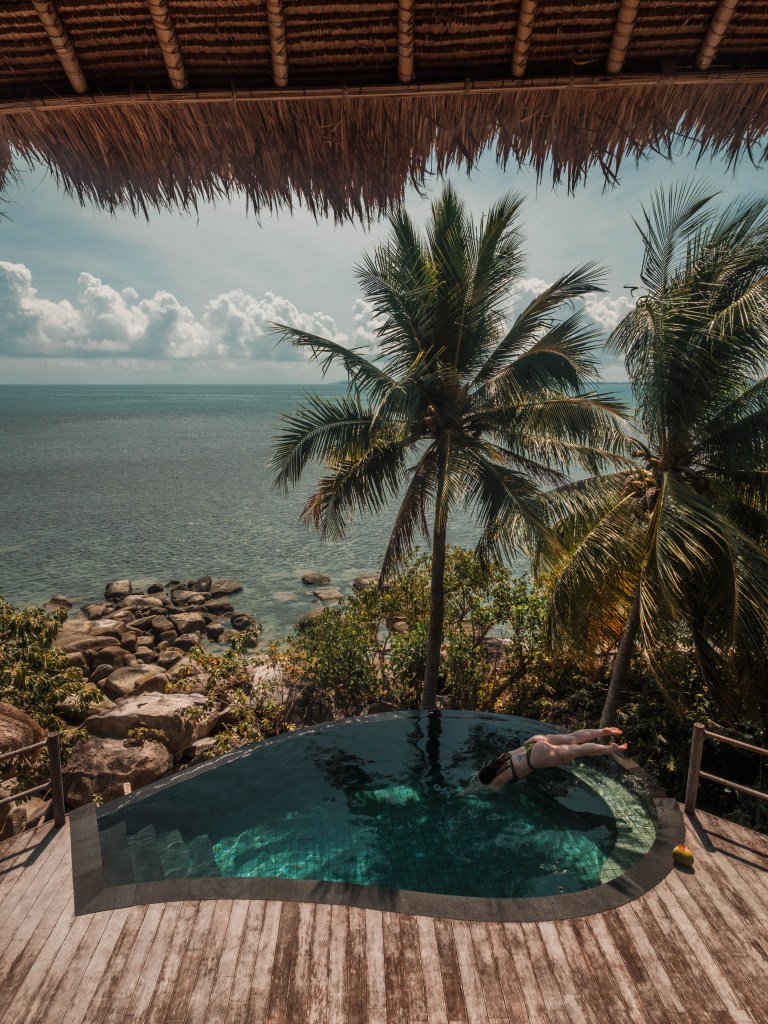 Returning to Cempedak Private Island